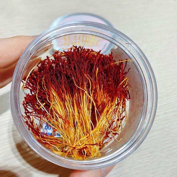 fresh-saffron-'nhap-khau-tu-iran